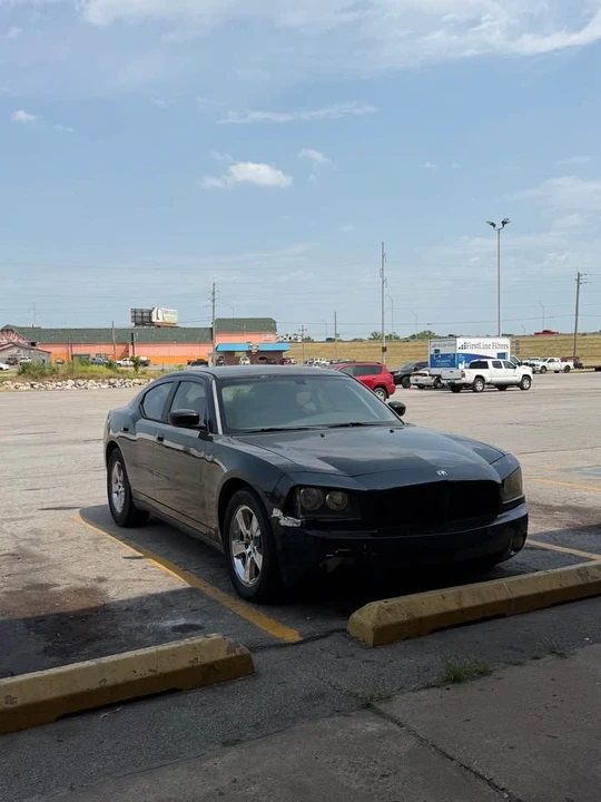 2007 Dodge Charger 6th Gen - Image 11 of 14