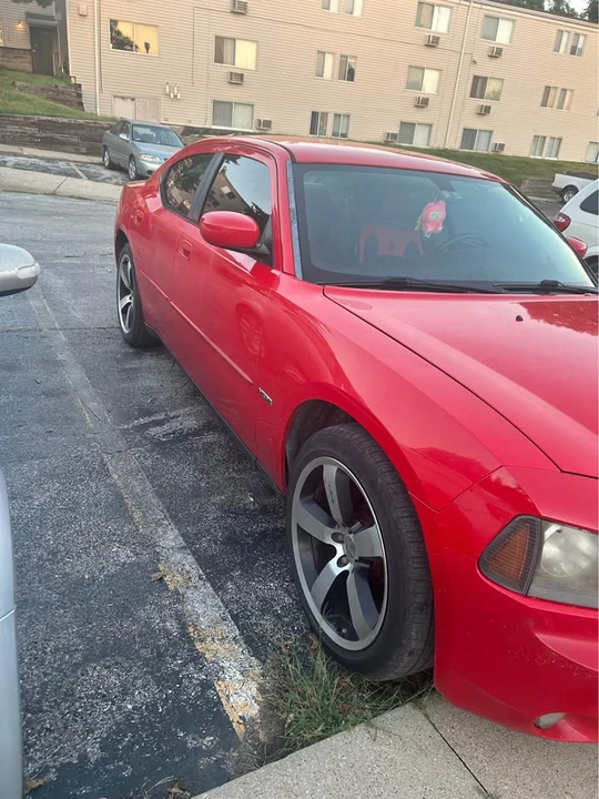 2007 Dodge Charger 6th Gen - Image 3 of 3