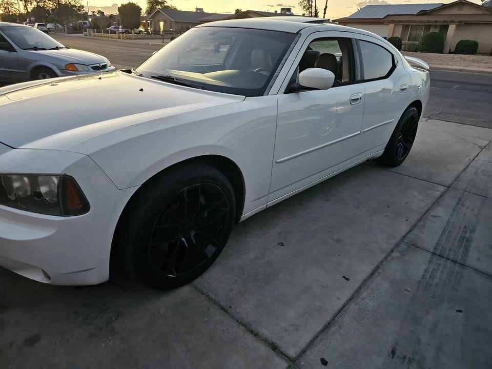 2007 Dodge Charger 6th Gen - Image 3 of 5