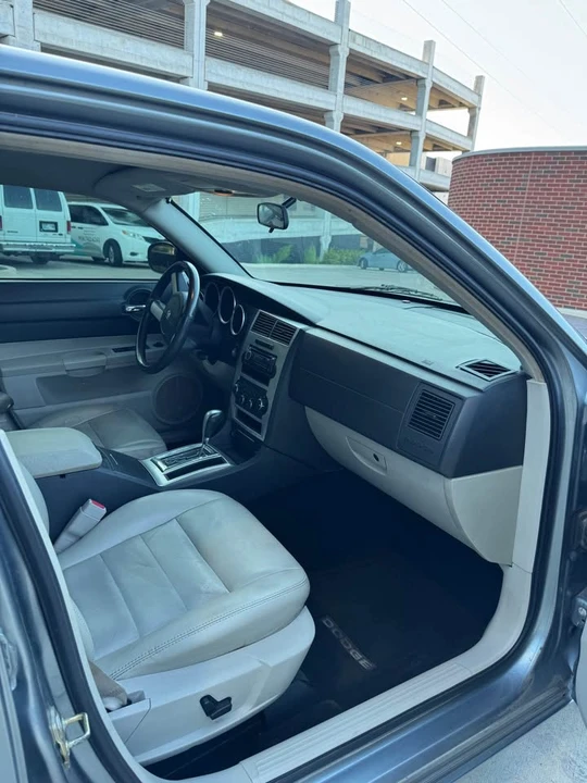 2007 Dodge Charger 6th Gen - Image 11 of 12
