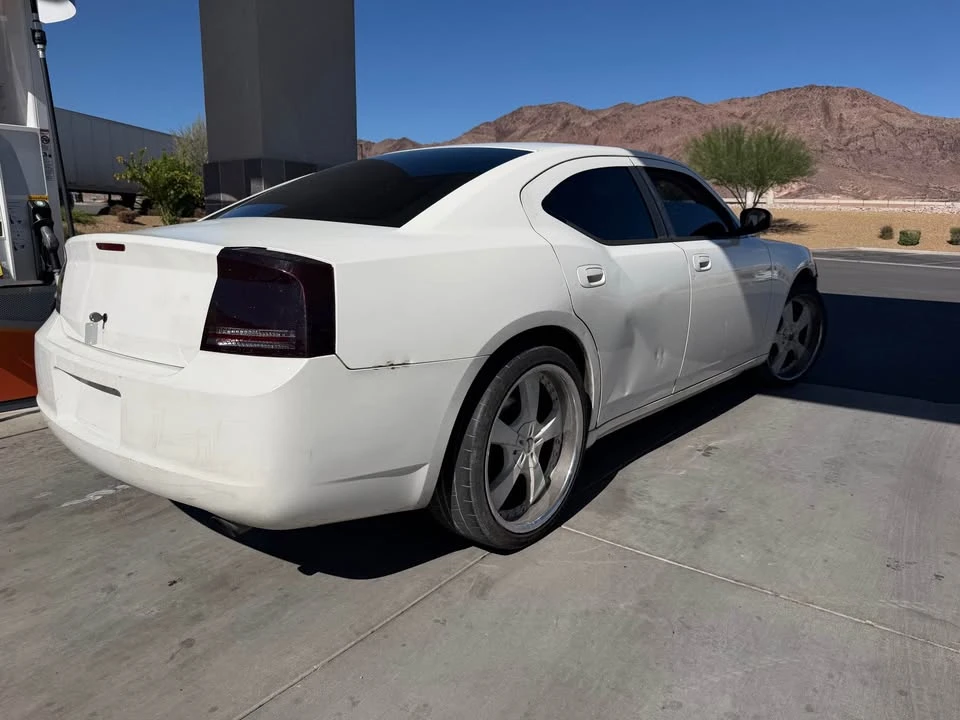 2007 Dodge Charger 6th Gen - Image 3 of 8
