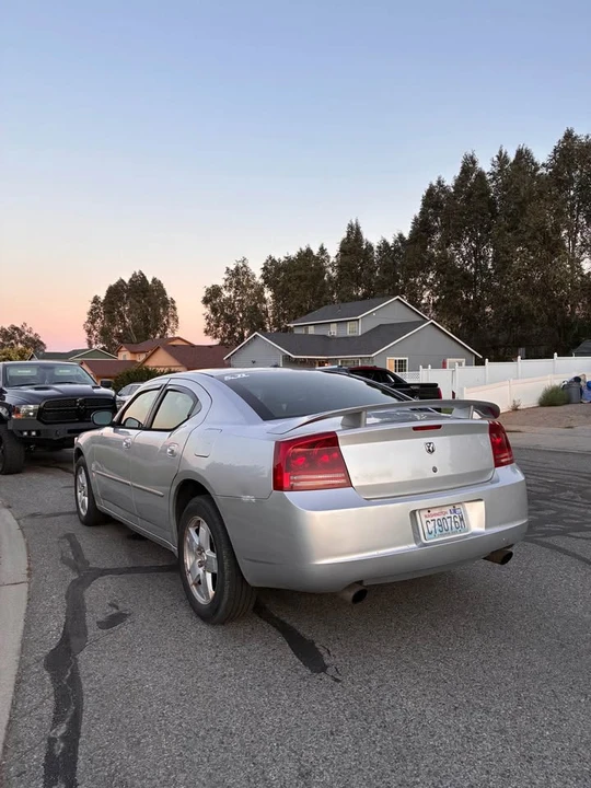 2007 Dodge Charger 6th Gen - Image 3 of 9
