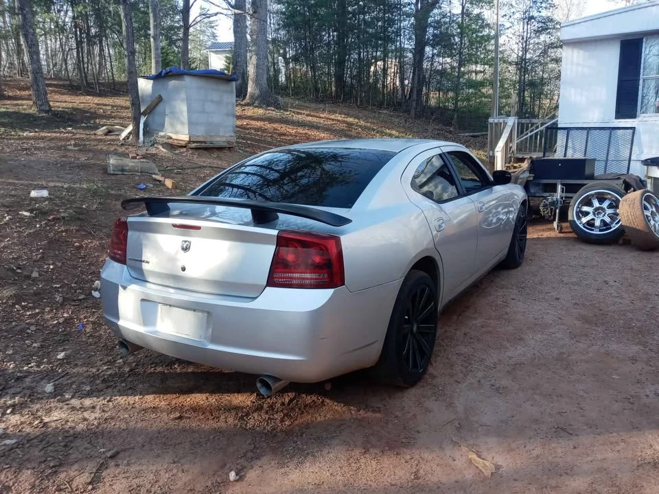 2007 Dodge Charger 6th Gen - Image 5 of 10