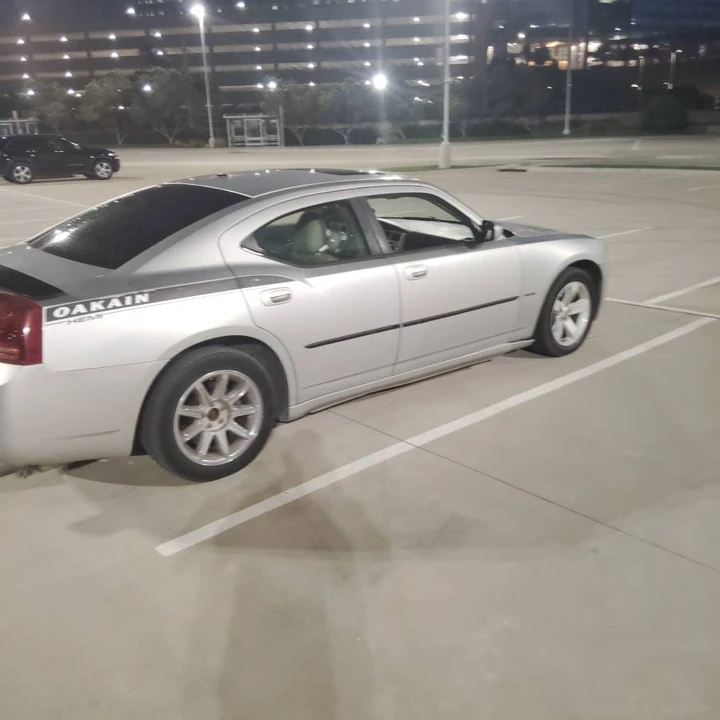 2007 Dodge Charger 6th Gen - Image 7 of 9