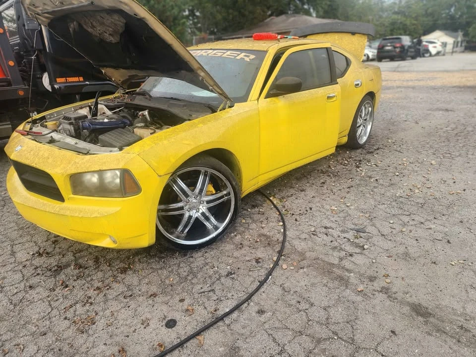 2007 Dodge Charger 6th Gen - Image 5 of 11