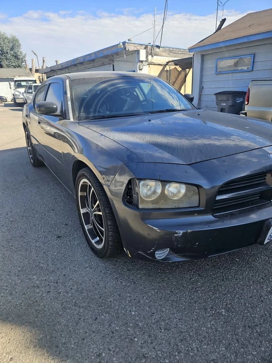 2007 Dodge Charger 6th Gen - Image 2 of 8