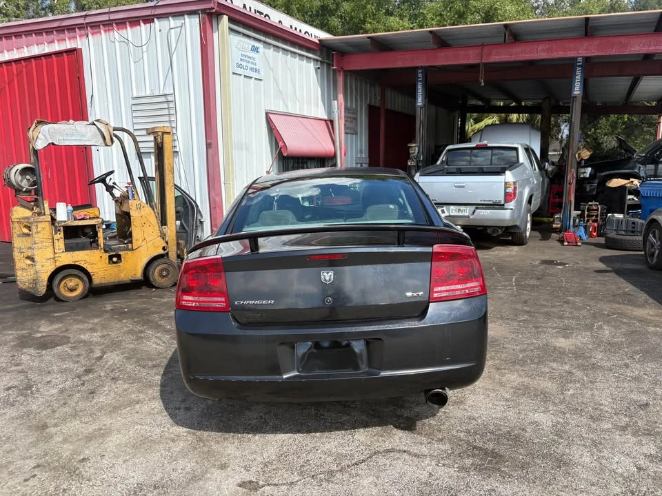2007 Dodge Charger 6th Gen - Image 5 of 7