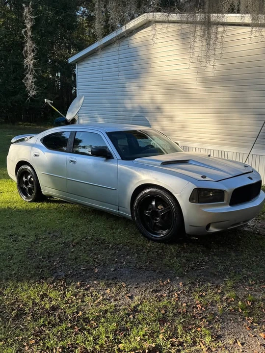 2007 Dodge Charger 6th Gen - Image 2 of 8