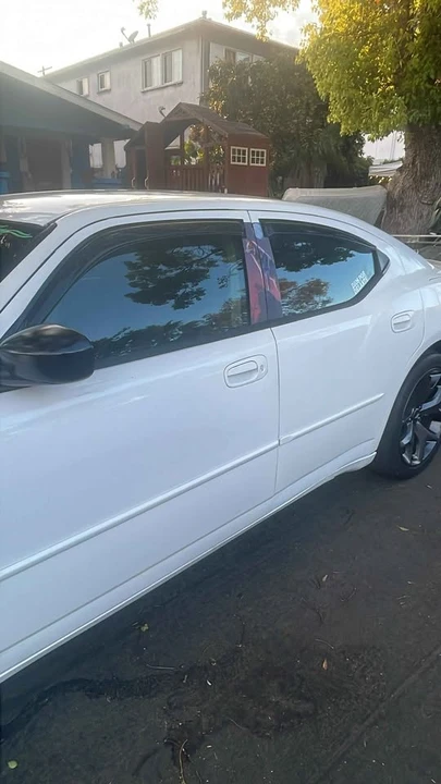 2007 Dodge Charger 6th Gen - Image 3 of 5