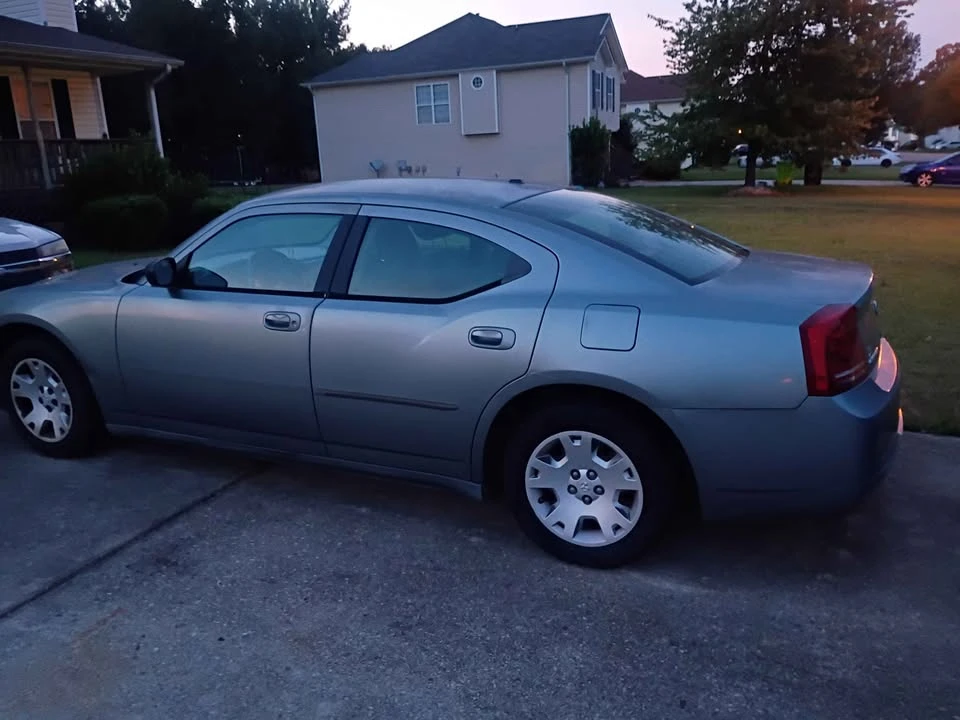 2007 Dodge Charger 6th Gen - Image 2 of 4