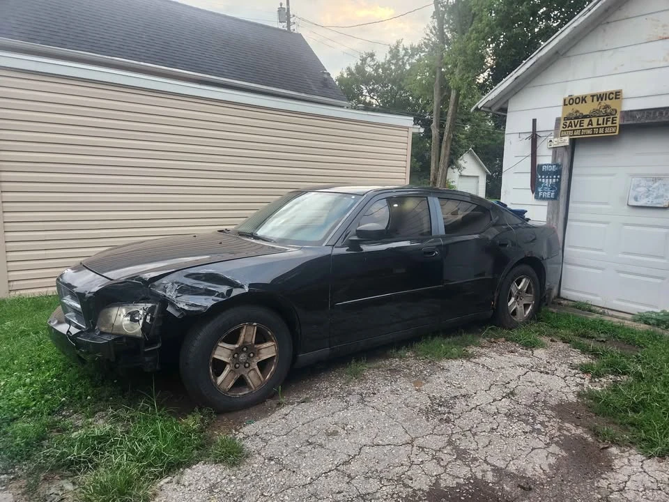 2007 Dodge Charger 6th Gen - Image 3 of 3