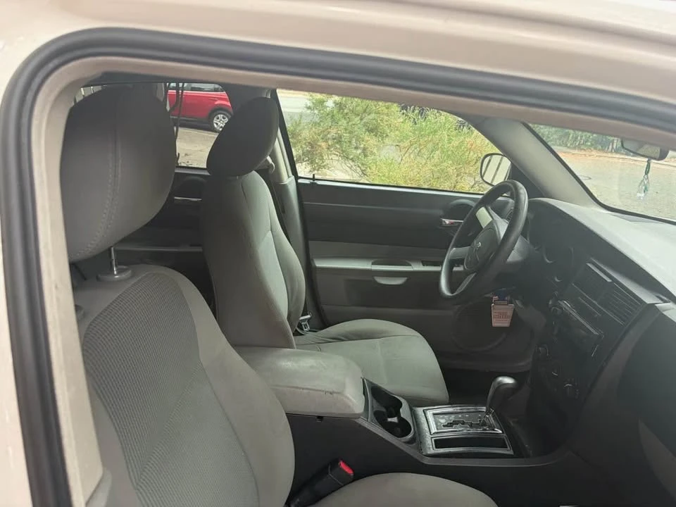 2007 Dodge Charger 6th Gen - Image 6 of 7