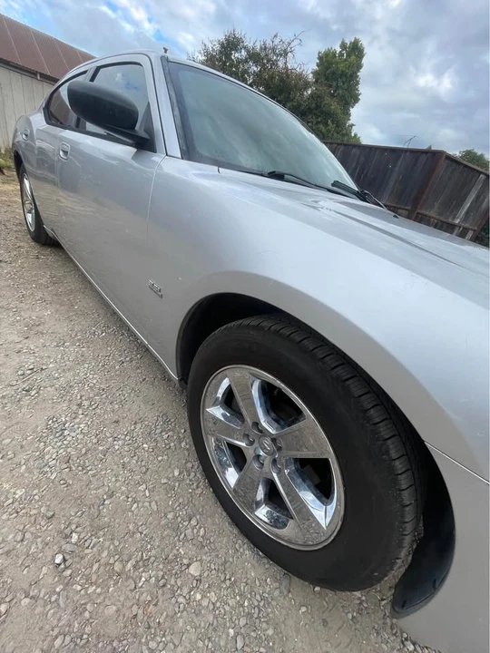 2007 Dodge Charger 6th Gen - Image 7 of 14