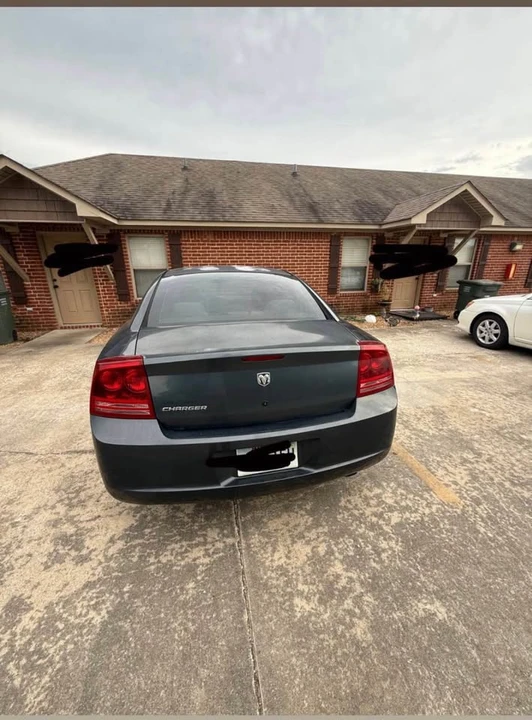 2007 Dodge Charger 6th Gen - Image 2 of 6