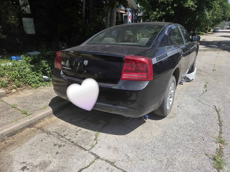 2007 Dodge Charger 6th Gen - Image 4 of 6
