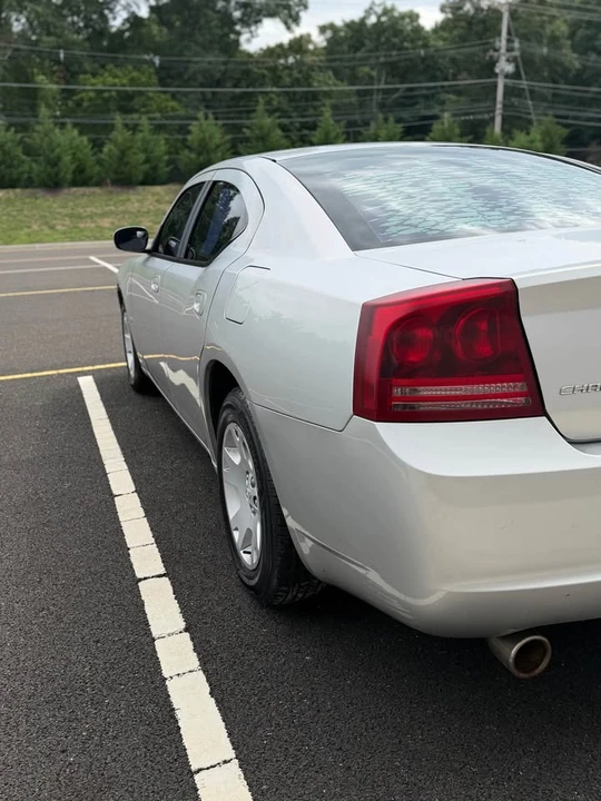 2007 Dodge Charger 6th Gen - Image 8 of 19