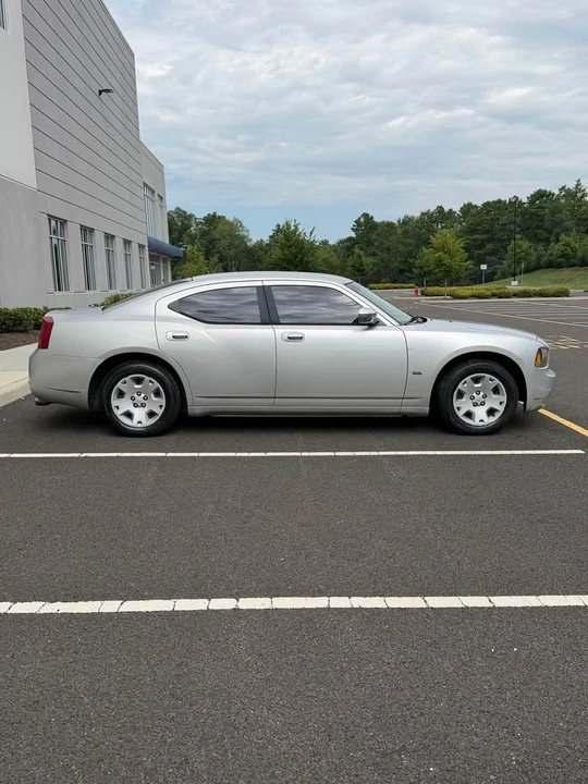 2007 Dodge Charger 6th Gen - Image 5 of 19