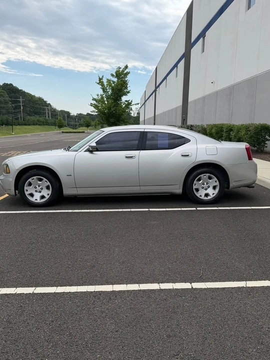 2007 Dodge Charger 6th Gen - Image 4 of 19