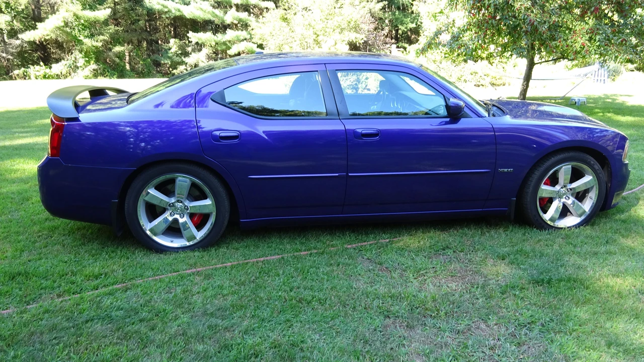 2007 Dodge Charger SRT & 392 6th Gen - Image 26 of 31