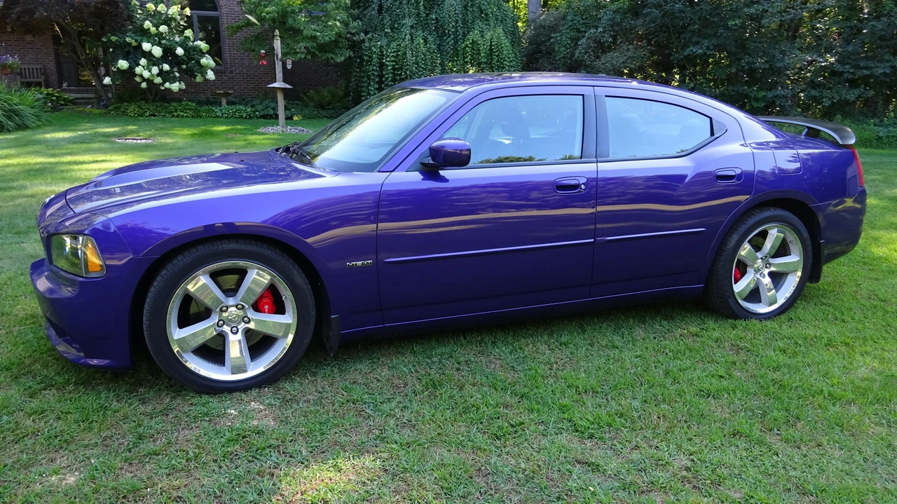 2007 Dodge Charger SRT & 392 6th Gen - Image 13 of 31