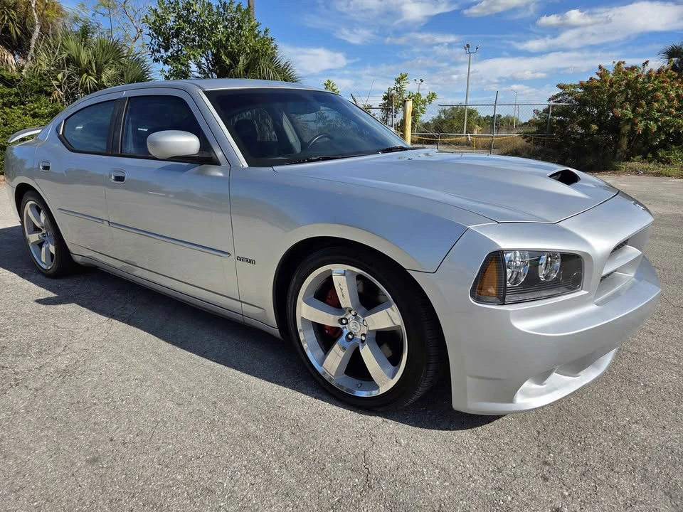2007 Dodge Charger SRT & 392 6th Gen - Image 4 of 17