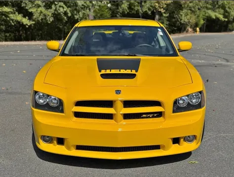 2007 Dodge Charger SRT8 Super Bee