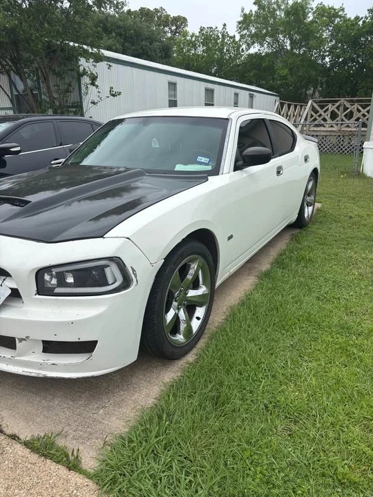 2007 Dodge Charger 6th Gen - Image 3 of 8