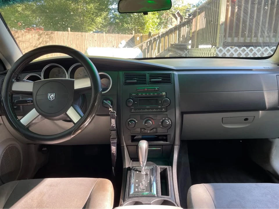 2007 Dodge Charger 6th Gen - Image 14 of 19