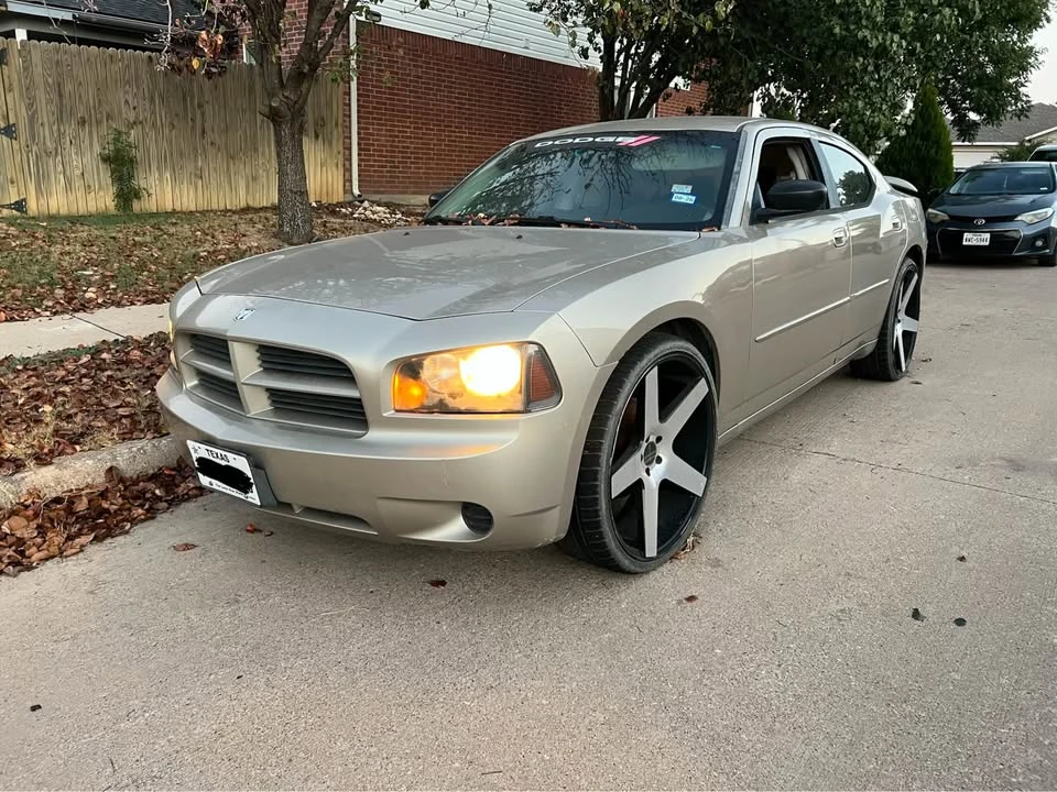 2007 Dodge Charger 6th Gen - Image 2 of 8