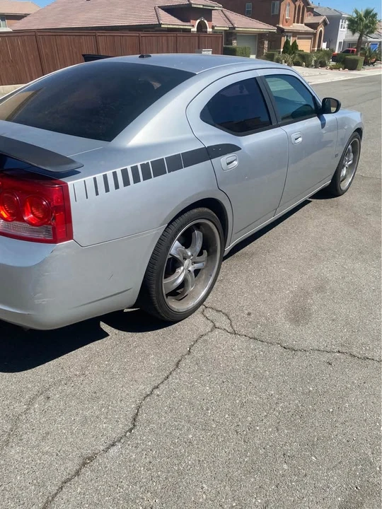 2007 Dodge Charger 6th Gen - Image 3 of 6