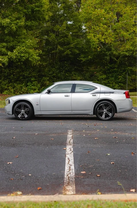 2007 Dodge Charger 6th Gen - Image 4 of 18