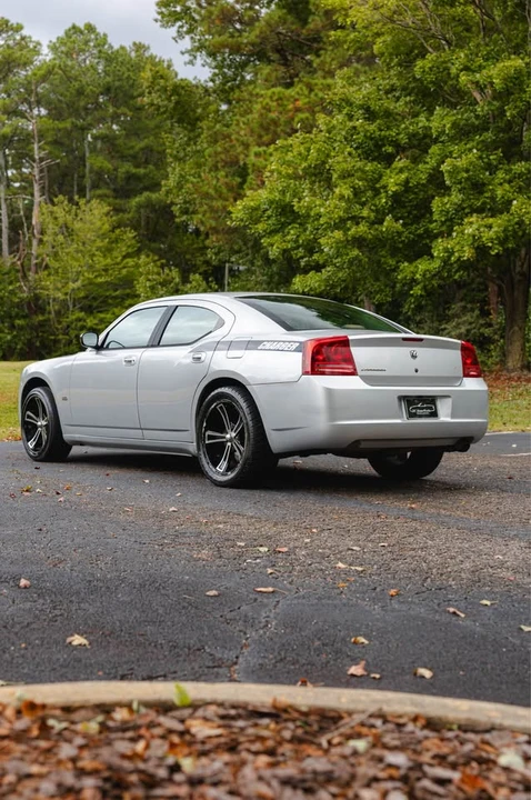 2007 Dodge Charger 6th Gen - Image 3 of 18