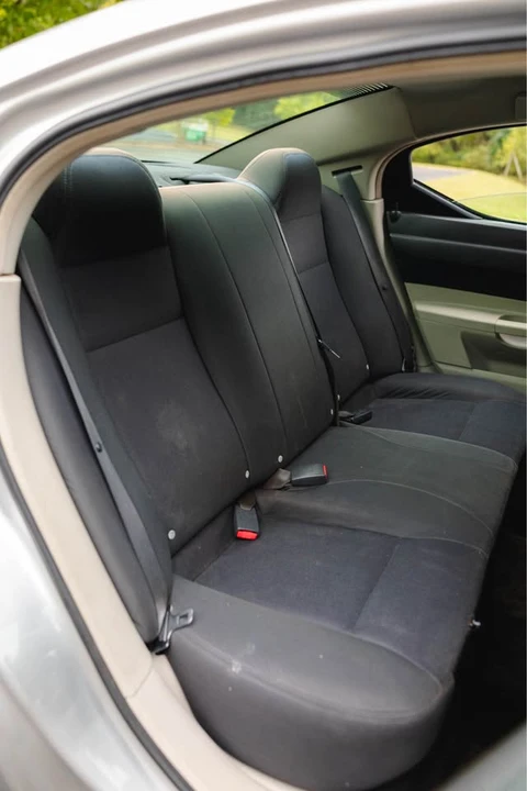 2007 Dodge Charger 6th Gen - Image 12 of 18