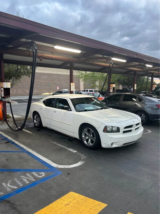 2007 Dodge Charger 6th Gen - Image 5 of 11