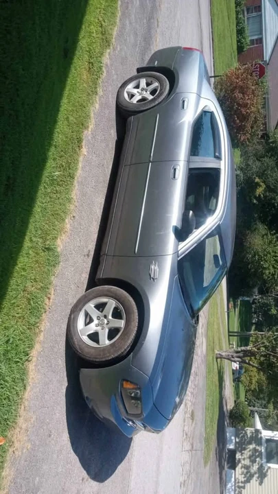 2007 Dodge Charger 6th Gen - Image 2 of 3