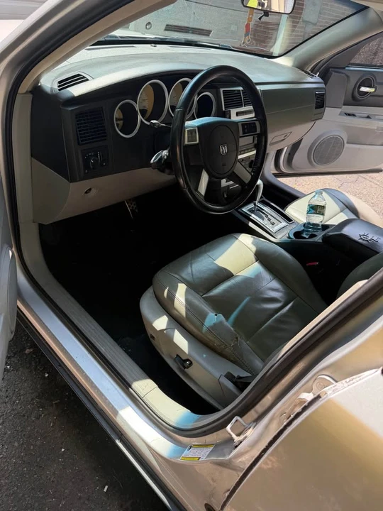 2007 Dodge Charger 6th Gen - Image 5 of 5