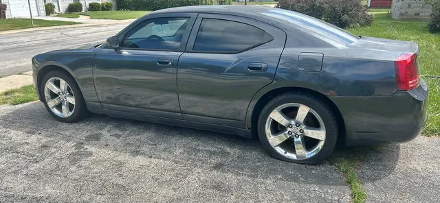 2007 Dodge Charger SXT Sedan 4D