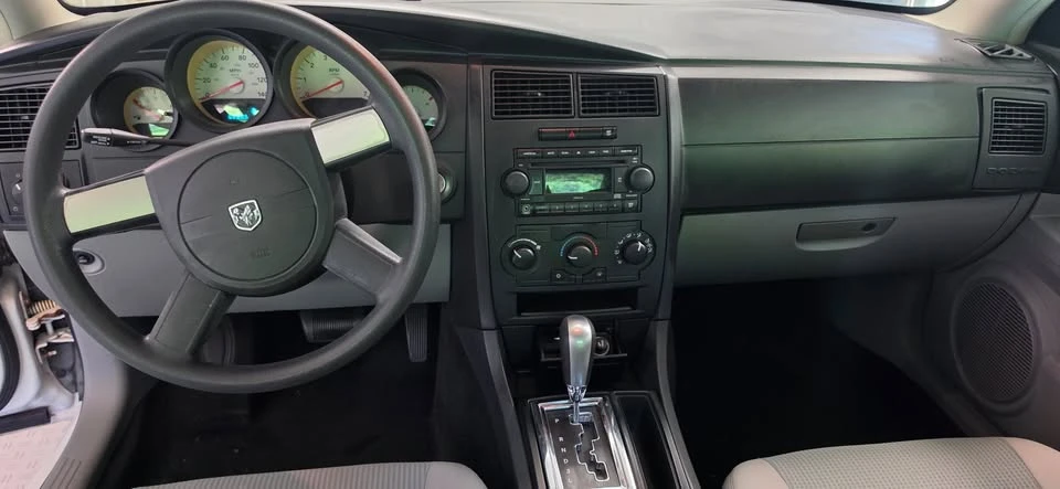 2007 Dodge Charger 6th Gen - Image 7 of 10