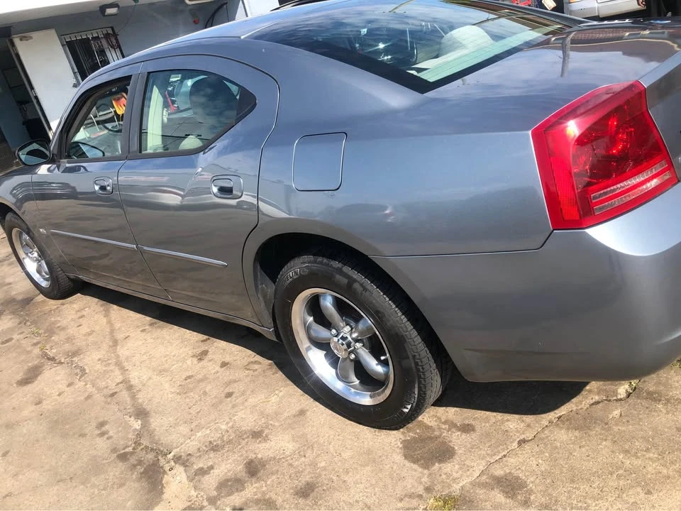 2007 Dodge Charger 6th Gen - Image 4 of 10