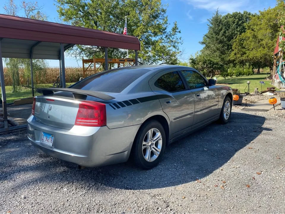 2007 Dodge Charger 6th Gen - Image 4 of 10