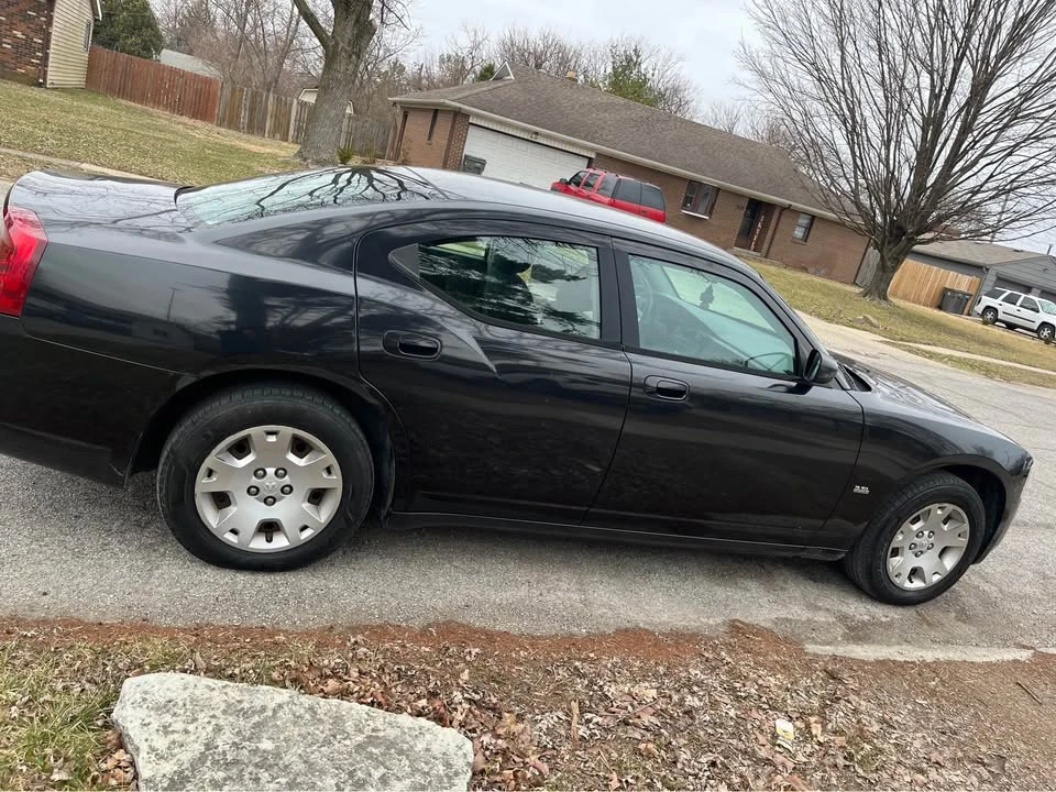 2007 Dodge Charger 6th Gen - Image 5 of 9