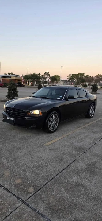 2007 Dodge Charger 6th Gen - Image 2 of 14
