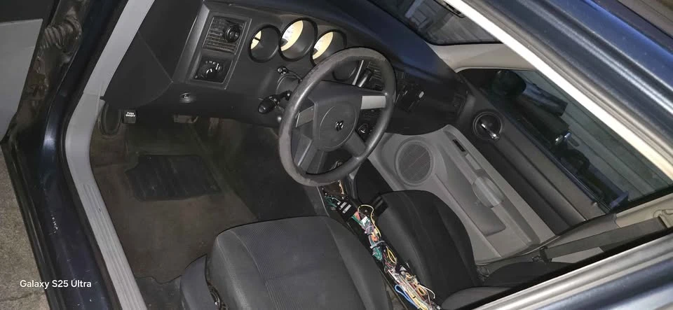 2007 Dodge Charger 6th Gen - Image 9 of 11
