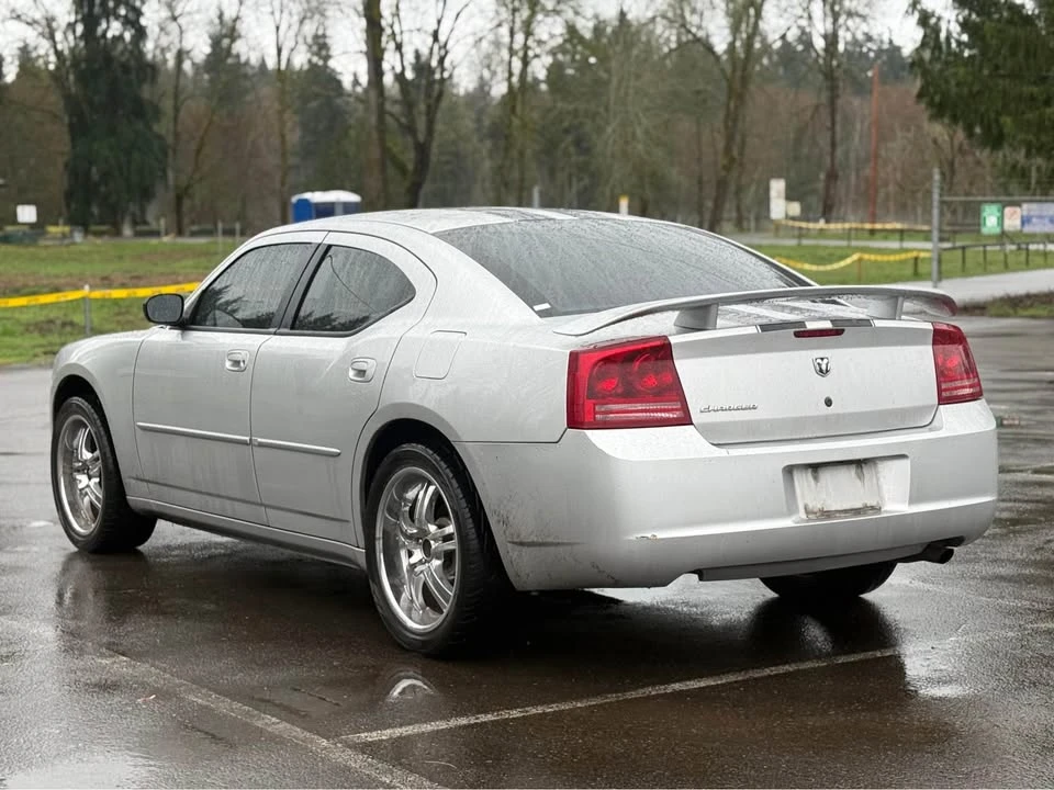 2007 Dodge Charger 6th Gen - Image 5 of 10