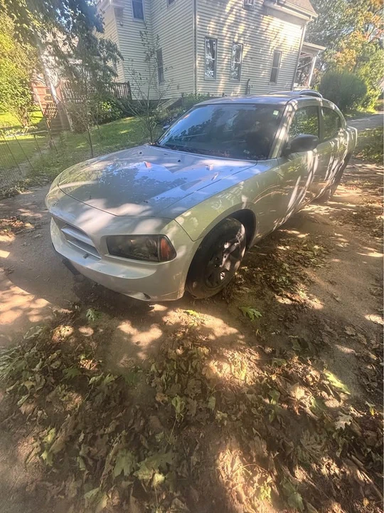 2007 Dodge Charger 6th Gen - Image 2 of 6