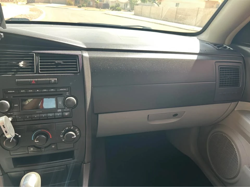 2007 Dodge Charger 6th Gen - Image 9 of 15