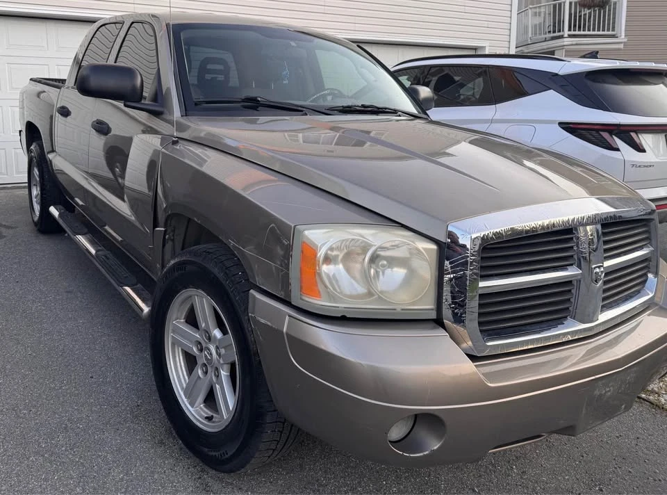 2007 Dodge Dakota 3rd Gen - Image 2 of 2