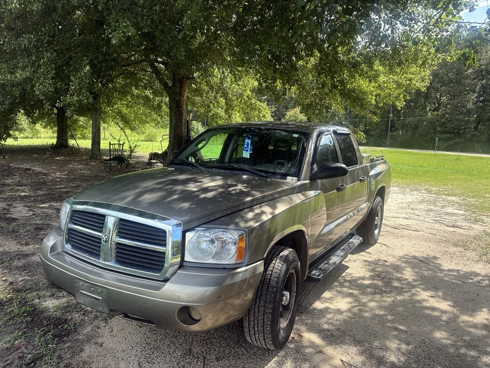 2007 Dodge Dakota 3rd Gen - Image 2 of 7