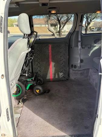 2007 Dodge Caravan - Image 10 of 14