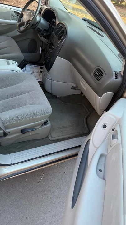 2007 Dodge Caravan - Image 8 of 13